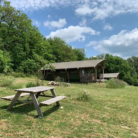 Safari Tent Lodges With A Beautiful View At Lot Sous Toile Montamel Extérieur photo