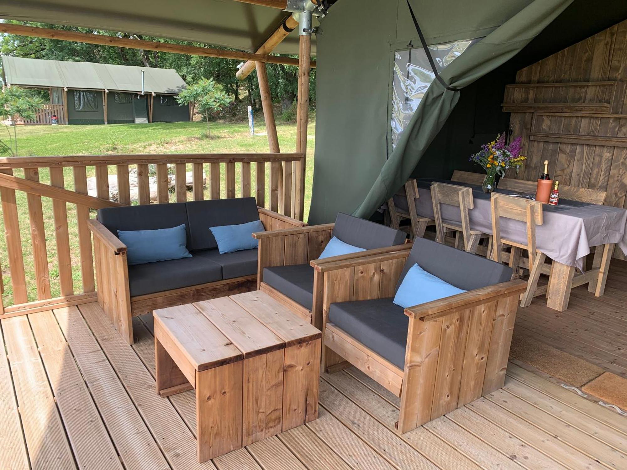 Luxury tent Safari Tent With A Beautiful View At Lot Sous Toile